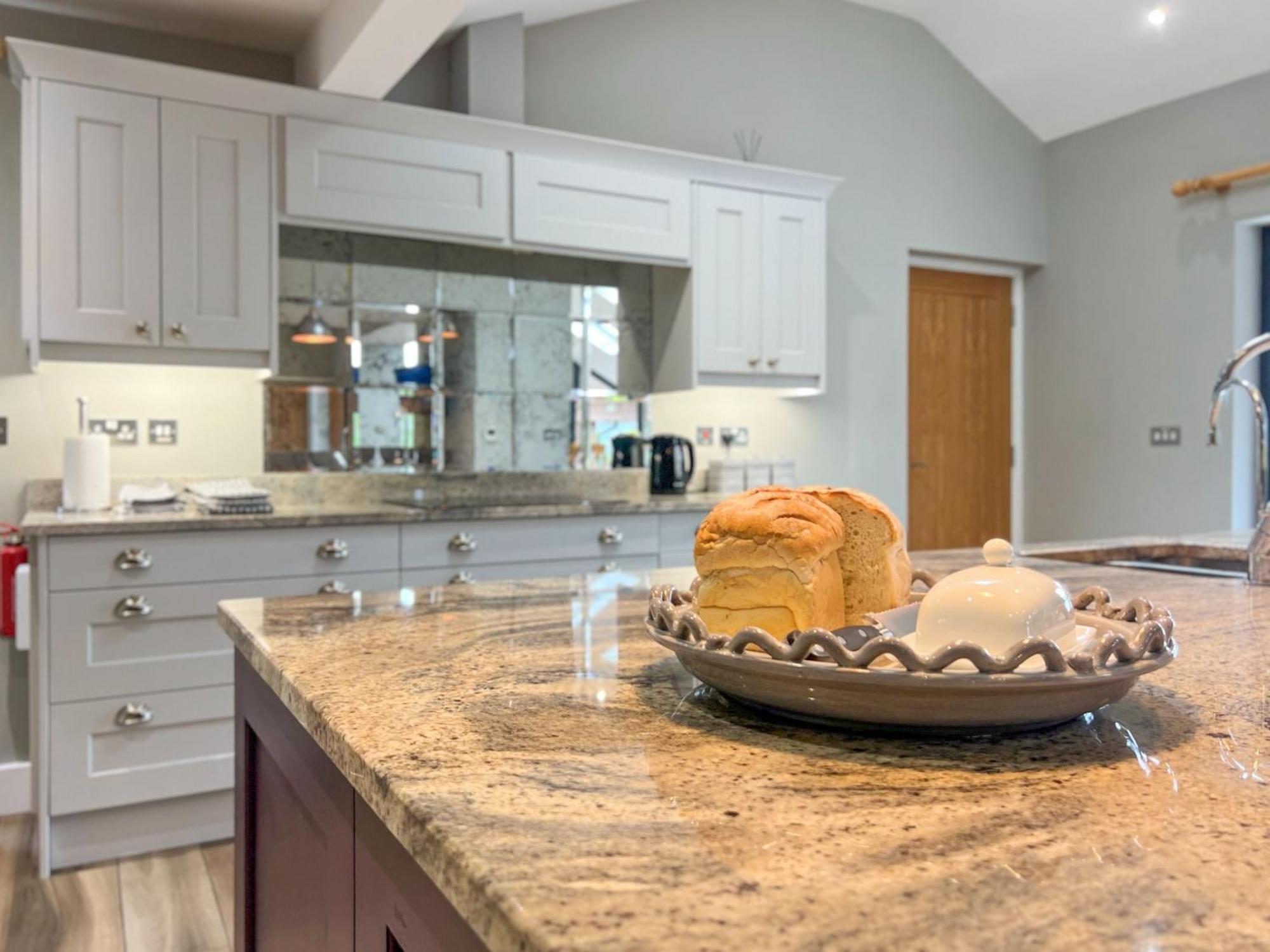 Ullswater View Luxury Home With 2 Ground Floor Bedrooms And Lake View 瓦特米尔洛克 外观 照片